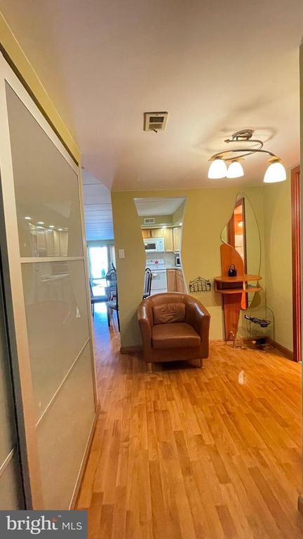 2131 WELSH RD #102, PHILADELPHIA, PA 19115 — photo 3