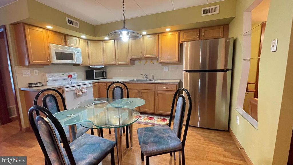 2131 WELSH RD #102, PHILADELPHIA, PA 19115 — photo 5