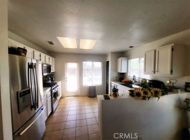 15249 Braxton, Adelanto, CA 92301