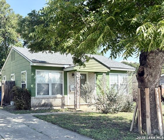131 GLAMIS AVE, San Antonio, TX 78223