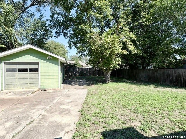 131 GLAMIS AVE, San Antonio, TX 78223