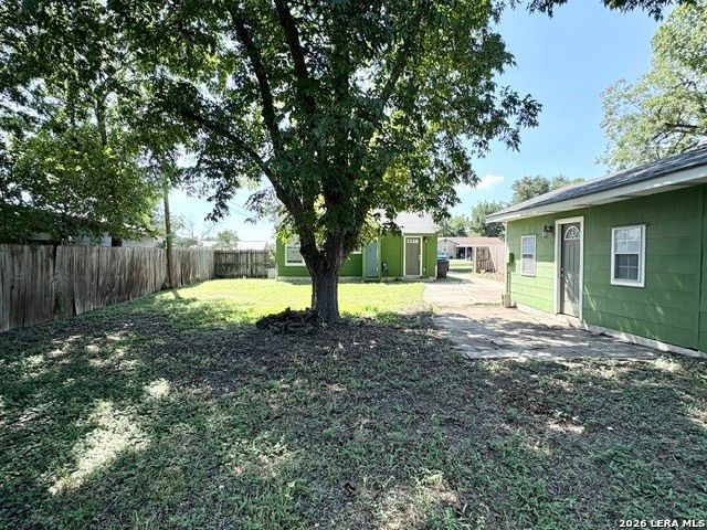 131 GLAMIS AVE, San Antonio, TX 78223