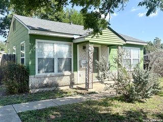 131 GLAMIS AVE, San Antonio, TX 78223