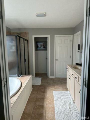 5472 W Hoge Drive, Bloomington, IN 47403