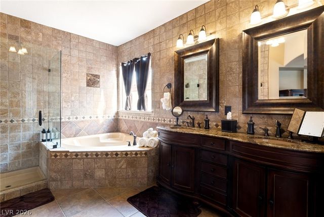 8971 Rolling Rock Drive, Las Vegas, NV 89123