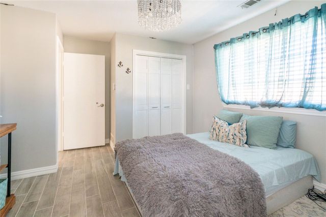 1246 Meadow Way, Terrell, TX 75160