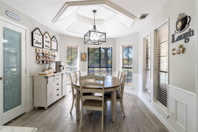 1246 Meadow Way, Terrell, TX 75160