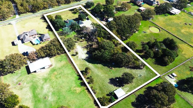 1246 Meadow Way, Terrell, TX 75160