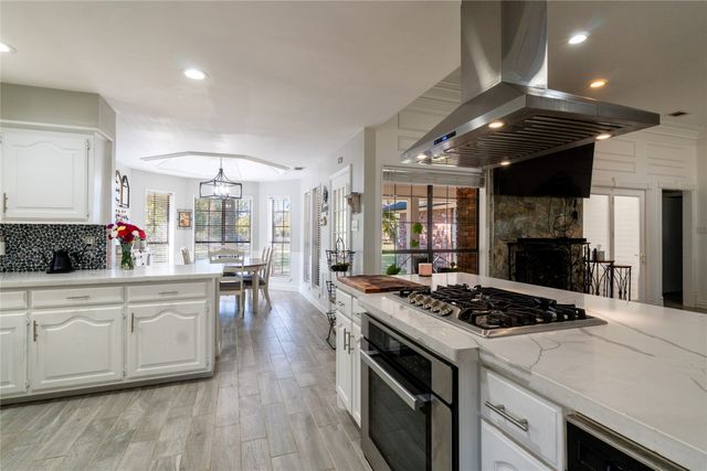 1246 Meadow Way, Terrell, TX 75160