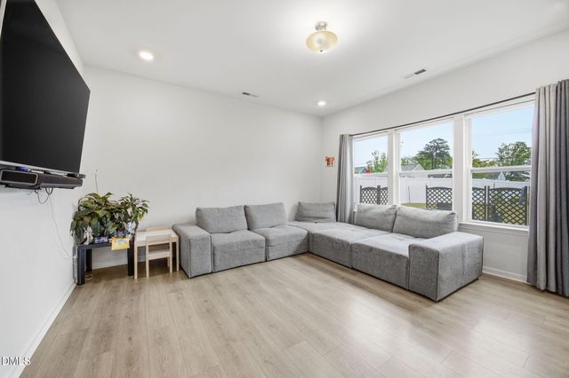 1401 Addison Lake Street, Fuquay Varina, NC 27526