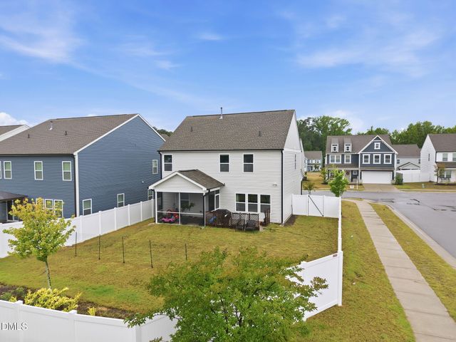 1401 Addison Lake Street, Fuquay Varina, NC 27526