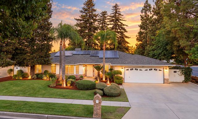 7522 N Mansionette Drive, Fresno, CA 93720