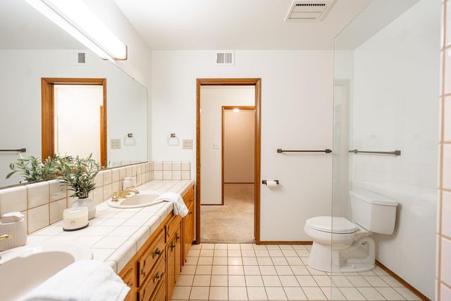 7522 N Mansionette Drive, Fresno, CA 93720