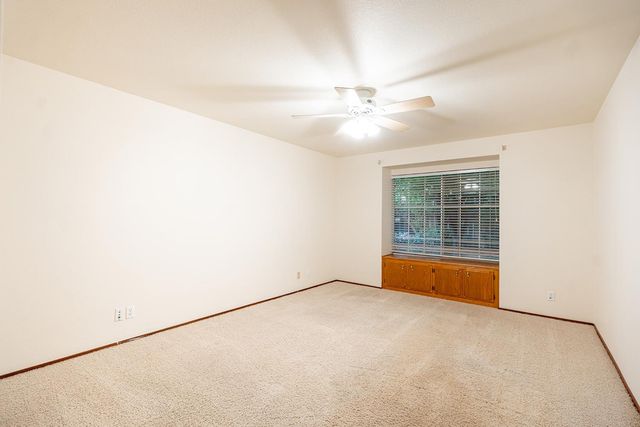 7522 N Mansionette Drive, Fresno, CA 93720