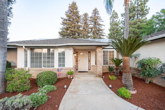 7522 N Mansionette Drive, Fresno, CA 93720