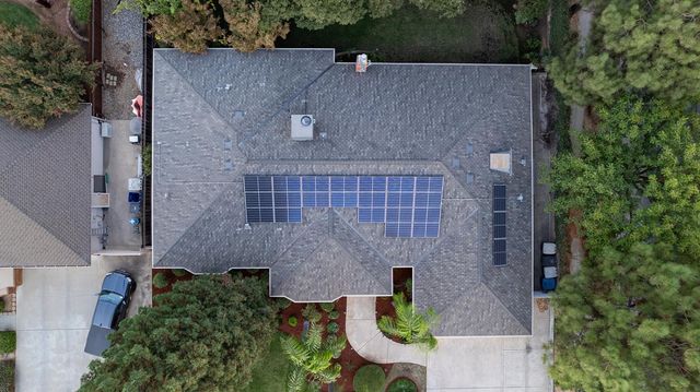 7522 N Mansionette Drive, Fresno, CA 93720