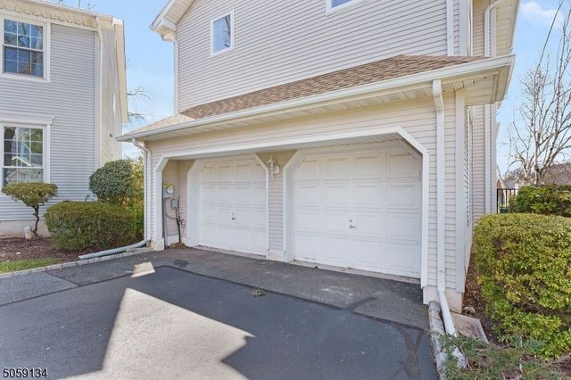 43 Whitehead Road, Bridgewater Twp., NJ 08807