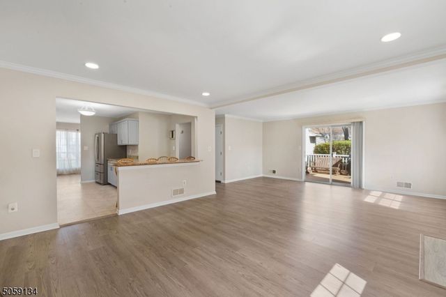 43 Whitehead Road, Bridgewater Twp., NJ 08807