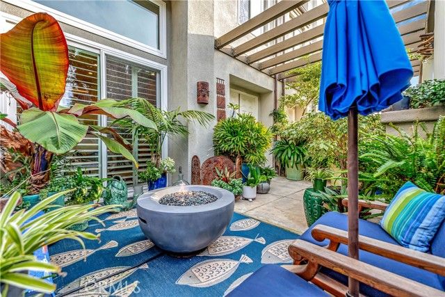 6251 Surfpoint Cir, Huntington Beach, CA 92648