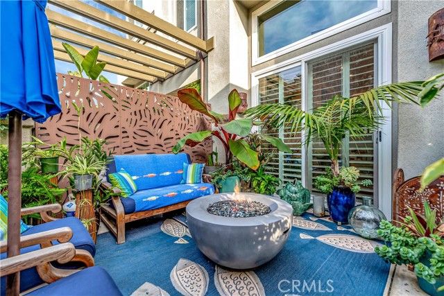 6251 Surfpoint Cir, Huntington Beach, CA 92648