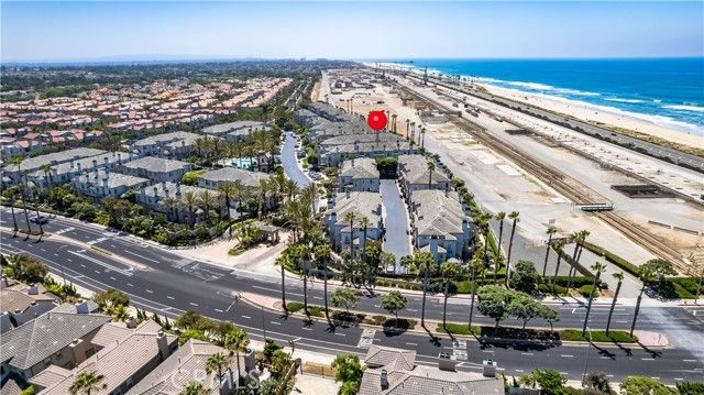 6251 Surfpoint Cir, Huntington Beach, CA 92648
