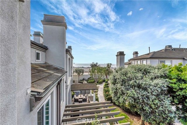 6251 Surfpoint Cir, Huntington Beach, CA 92648