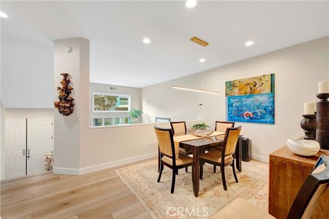 6251 Surfpoint Cir, Huntington Beach, CA 92648