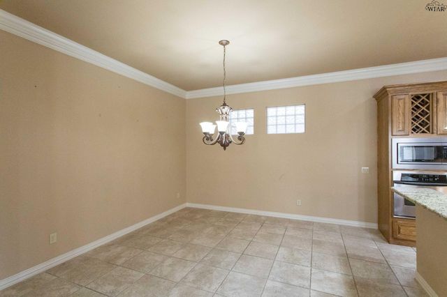 1608 TANGLEWOOD DRIVE, Wichita Falls, TX 76309