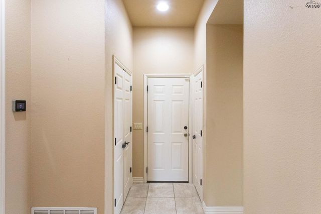 1608 TANGLEWOOD DRIVE, Wichita Falls, TX 76309