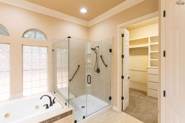1608 TANGLEWOOD DRIVE, Wichita Falls, TX 76309