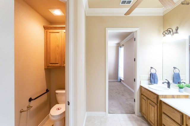 1608 TANGLEWOOD DRIVE, Wichita Falls, TX 76309
