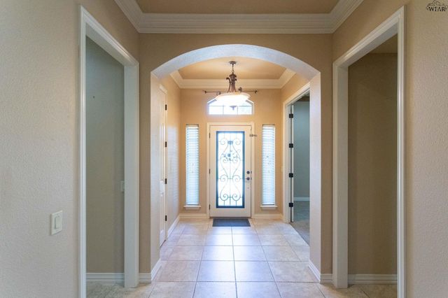 1608 TANGLEWOOD DRIVE, Wichita Falls, TX 76309