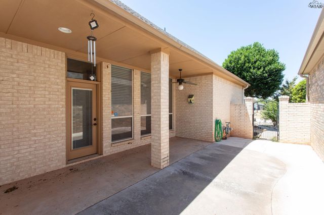 1608 TANGLEWOOD DRIVE, Wichita Falls, TX 76309