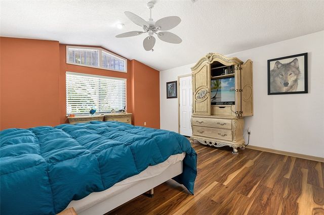 121 Hinchman Avenue, Sebastian, FL 32958