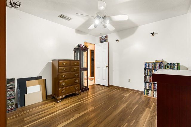 121 Hinchman Avenue, Sebastian, FL 32958