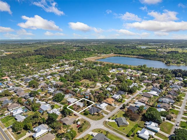 121 Hinchman Avenue, Sebastian, FL 32958