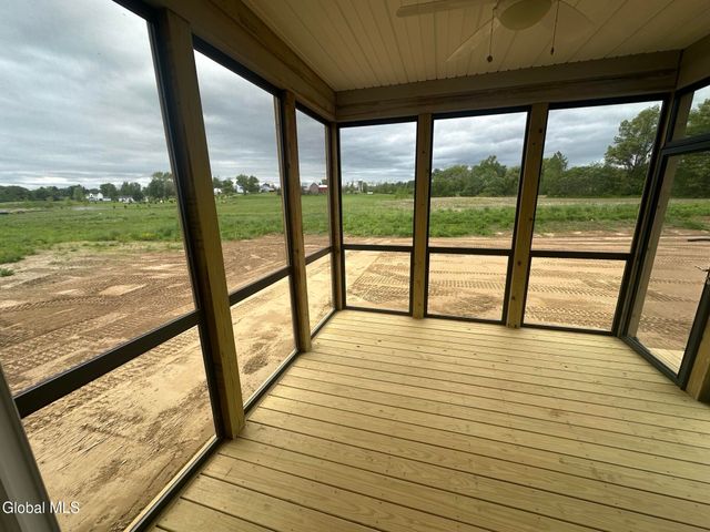 1 Bexley Lane, Halfmoon, NY 12065