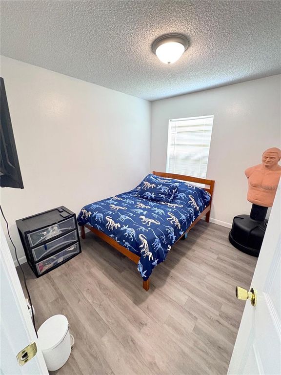 Image 16 of property listing at 3620 NE 22ND COURT, Ocala, FL 34479