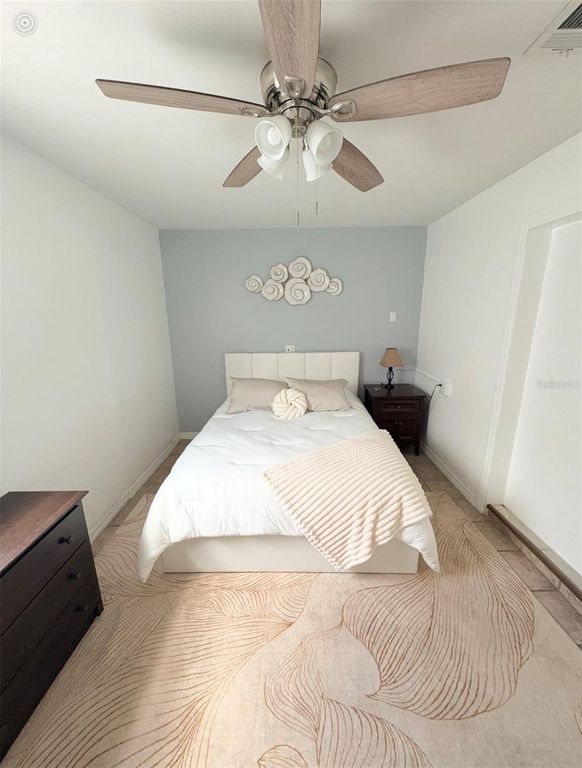 Image 3 of property listing at 3620 NE 22ND COURT, Ocala, FL 34479