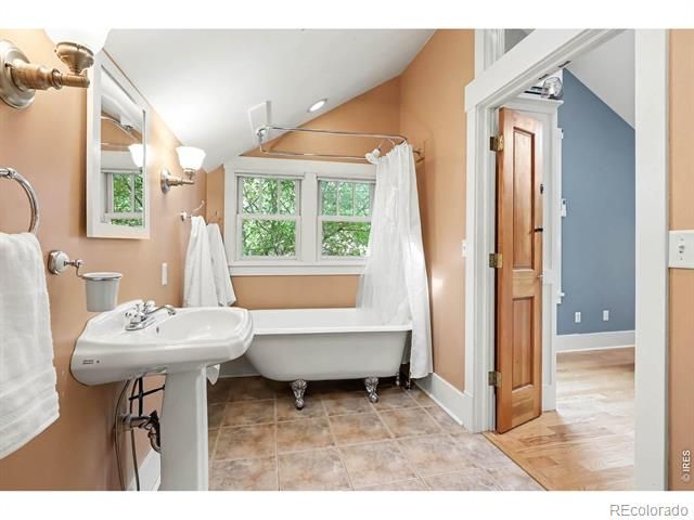 914 W Oak Street, Fort Collins, CO 80521