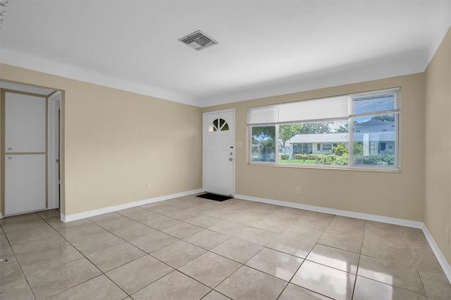 430 55TH STREET N, St Petersburg, FL 33710