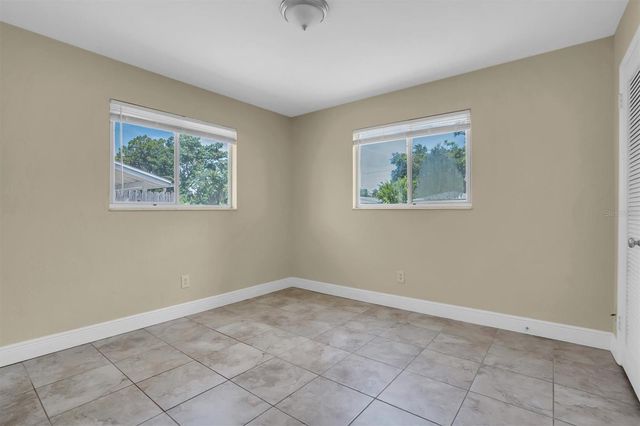 430 55TH STREET N, St Petersburg, FL 33710