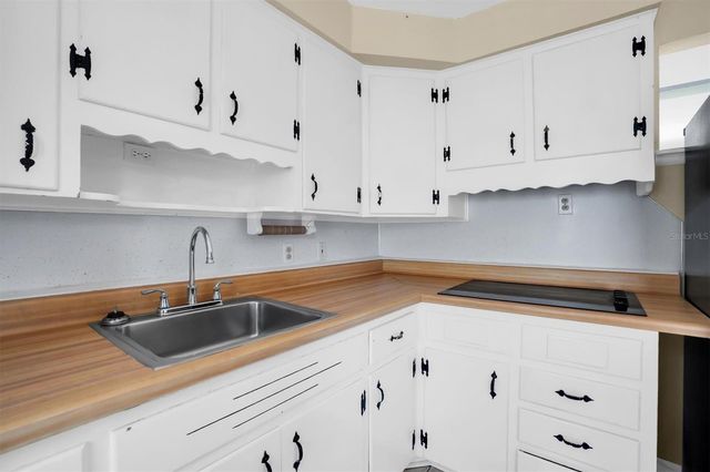 430 55TH STREET N, St Petersburg, FL 33710