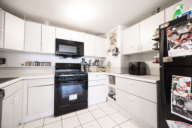 131 Glenville Ave 131, Boston, MA 02134