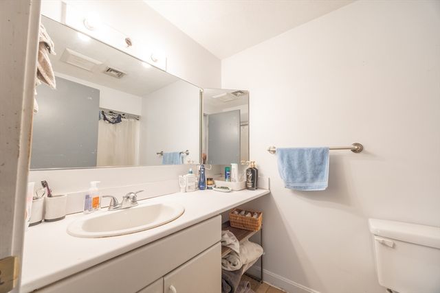 131 Glenville Ave 131, Boston, MA 02134