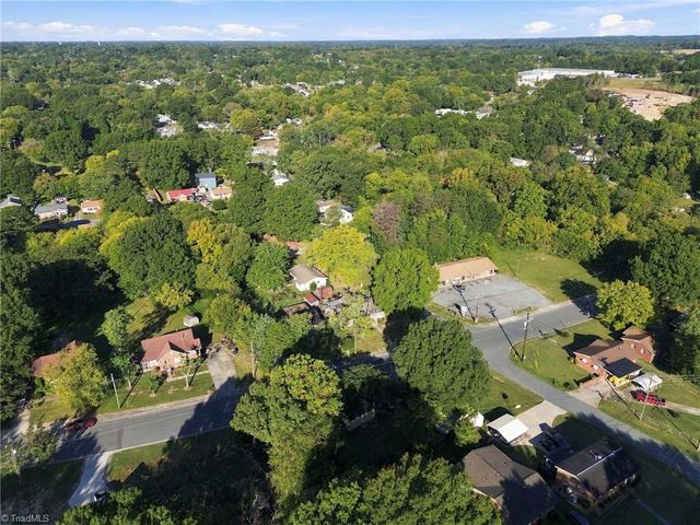 1002 Louis Street, Burlington, NC 27217