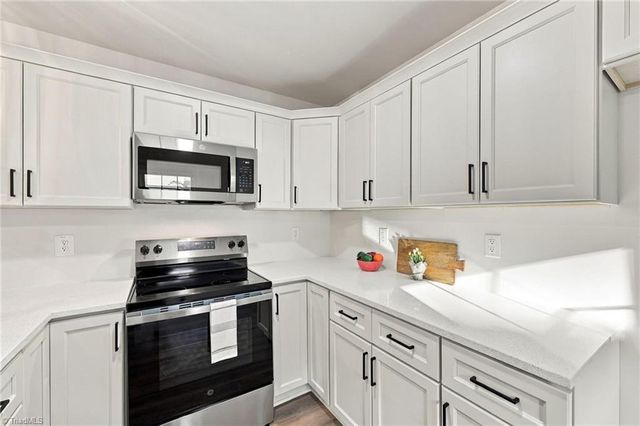 1002 Louis Street, Burlington, NC 27217