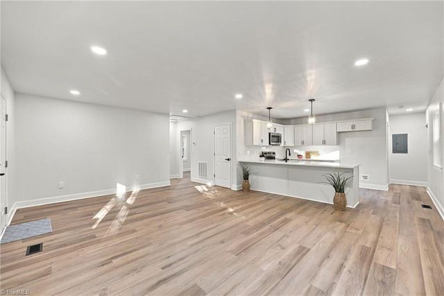 1002 Louis Street, Burlington, NC 27217