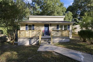 1002 Louis Street, Burlington, NC 27217
