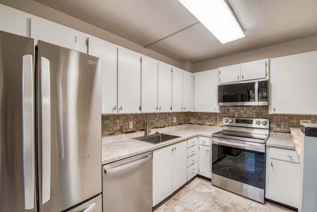 1607 16th Lane, Palm Beach Gardens, FL 33418